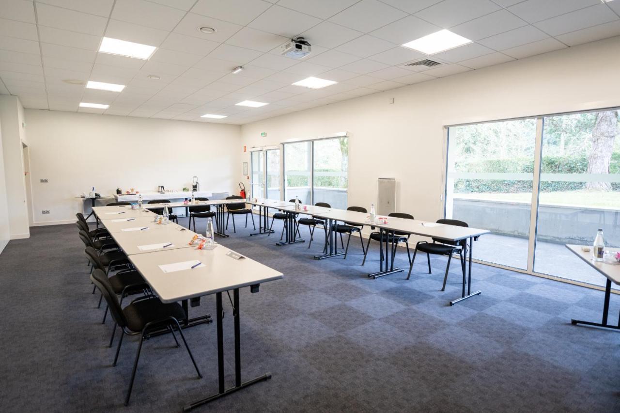 Kyriad Hotel Laval Laval  Ngoại thất bức ảnh