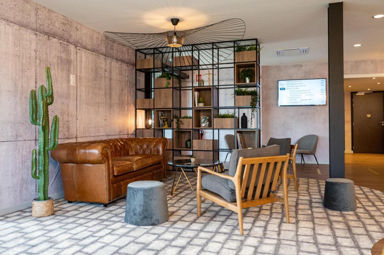 Kyriad Hotel Laval Laval  Ngoại thất bức ảnh