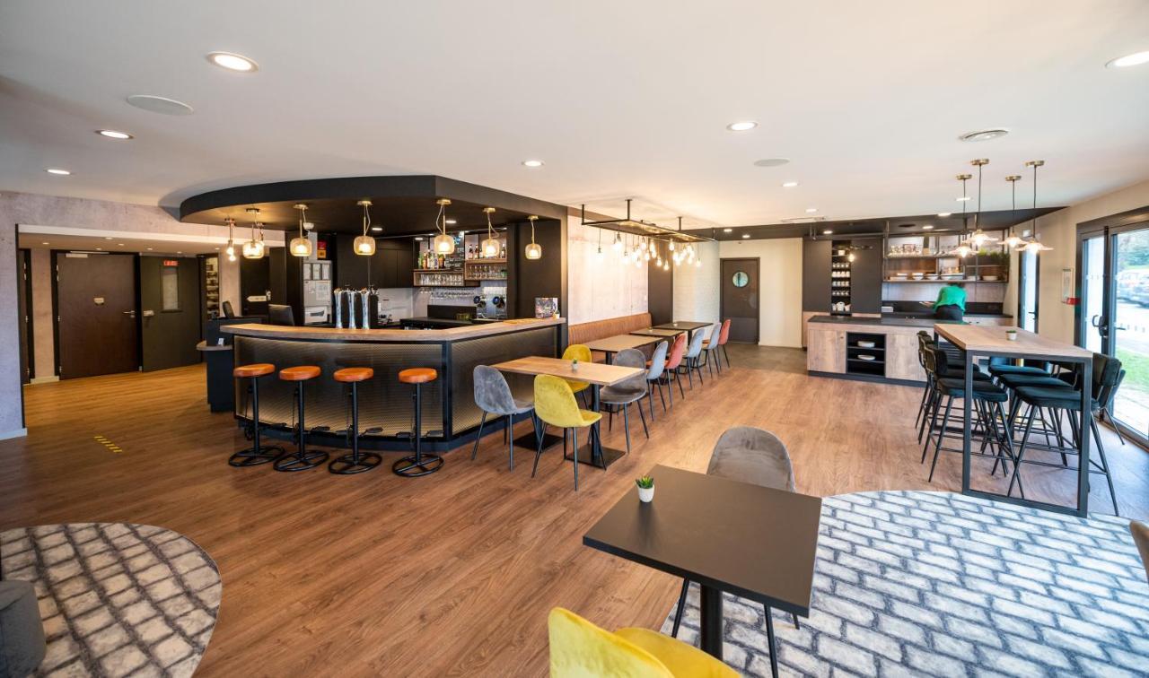 Kyriad Hotel Laval Laval  Ngoại thất bức ảnh