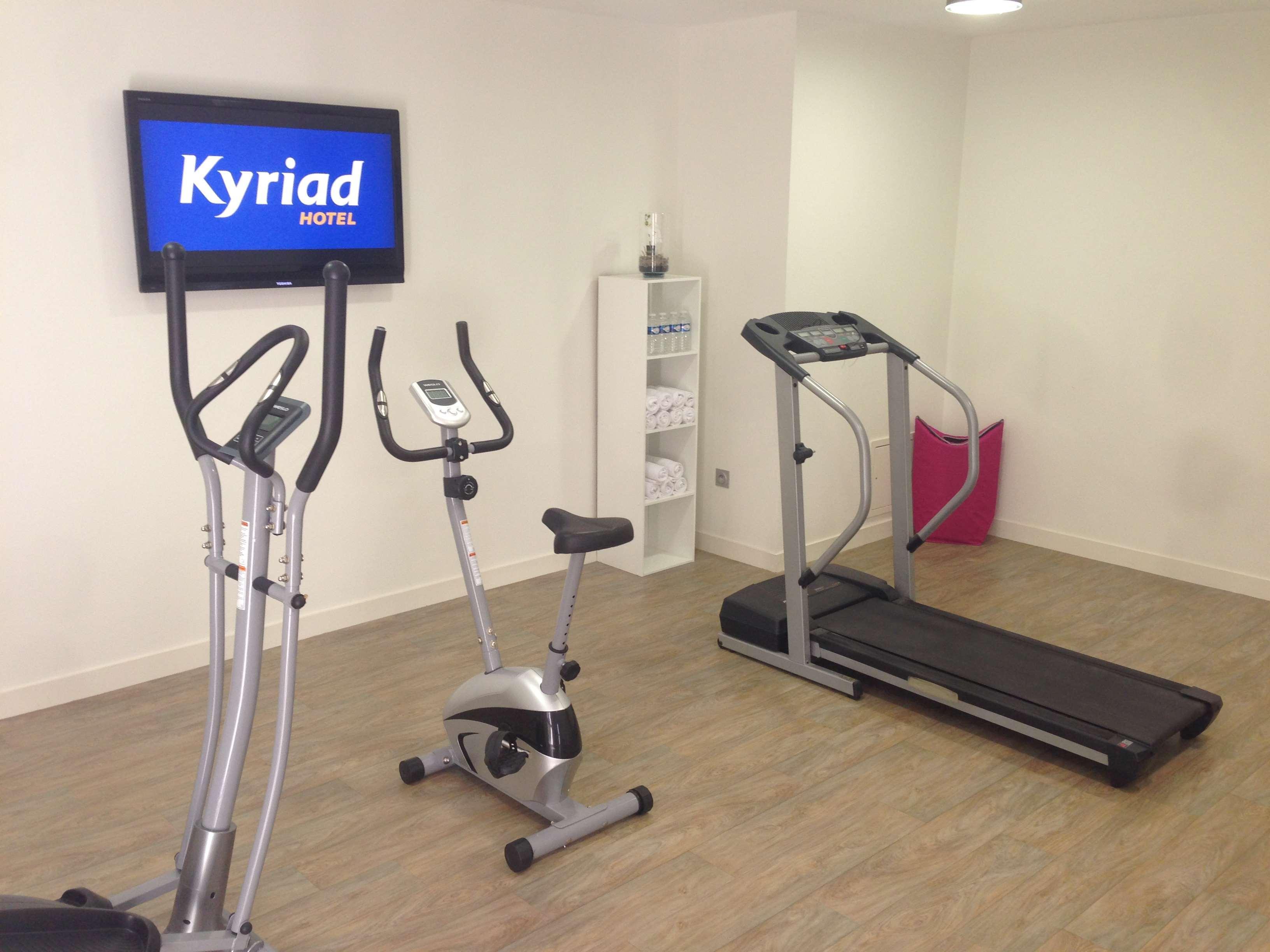 Kyriad Hotel Laval Laval  Ngoại thất bức ảnh